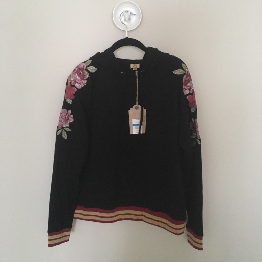 True Craft hoodie with flower embroidery